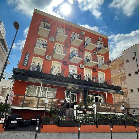 Hotel Venere Римини Екстериор снимка