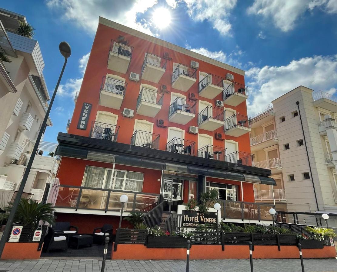 Hotel Venere Римини Екстериор снимка